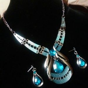 Water Drop Faux Sapphire Necklace Earrings Set